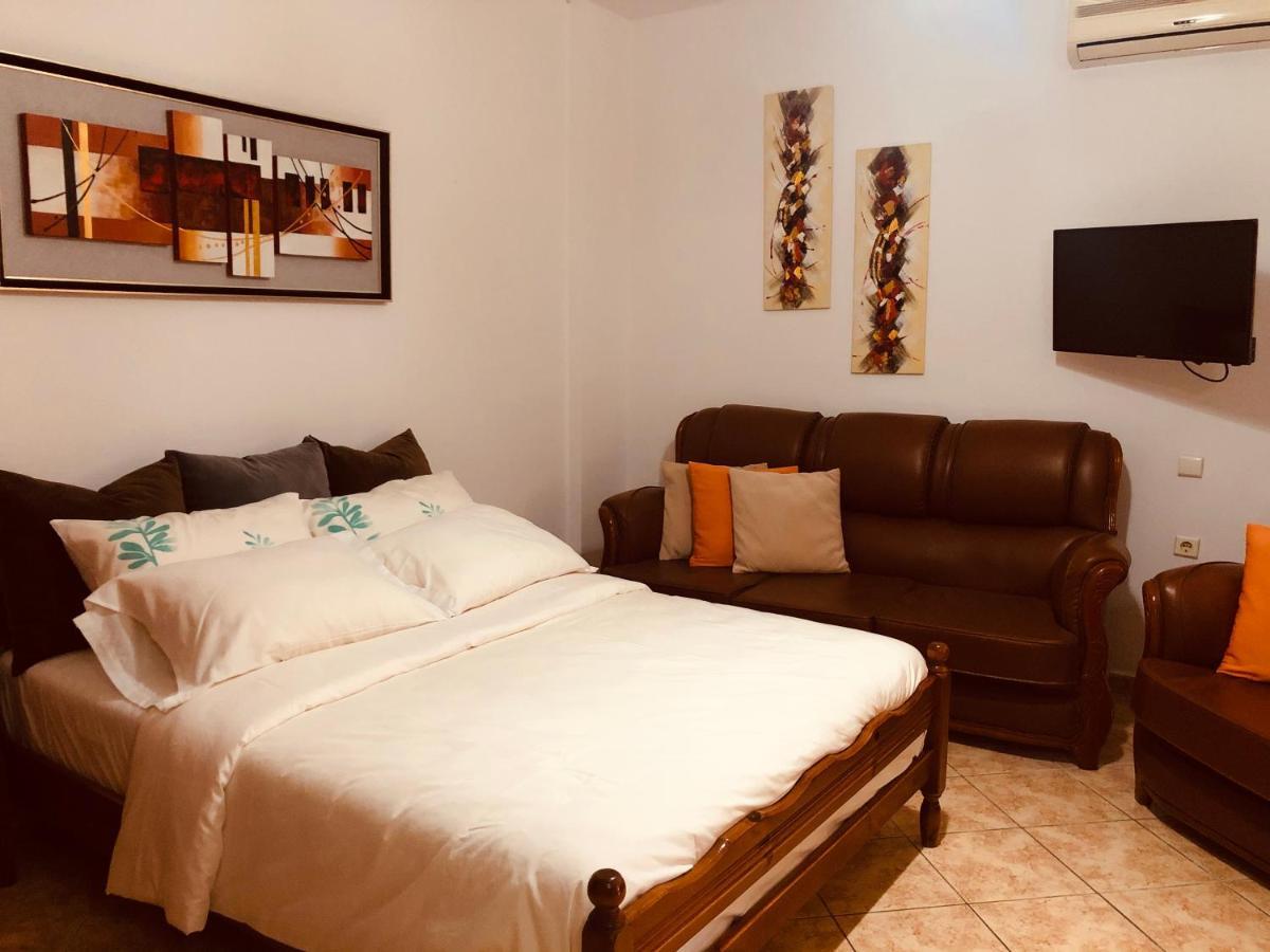 Flora Apartments Sarande Luaran gambar