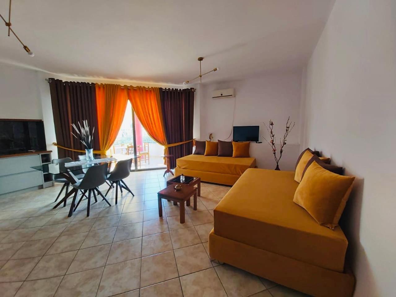 Flora Apartments Sarande Luaran gambar